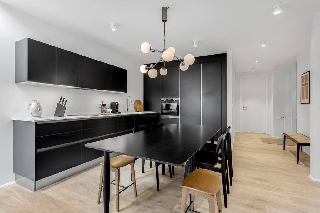 Luxury Penthous - 3 Bedroom - 2 Bath - Freeparking - Downtown Рейк'явік Екстер'єр фото