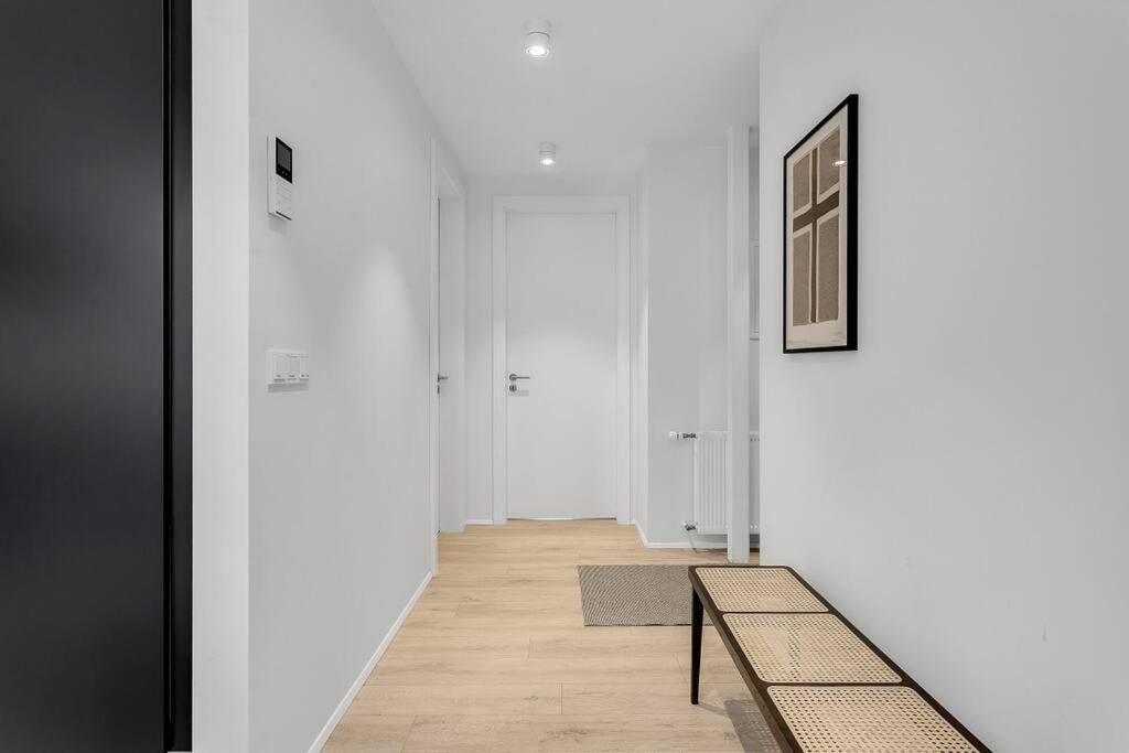 Luxury Penthous - 3 Bedroom - 2 Bath - Freeparking - Downtown Рейк'явік Екстер'єр фото